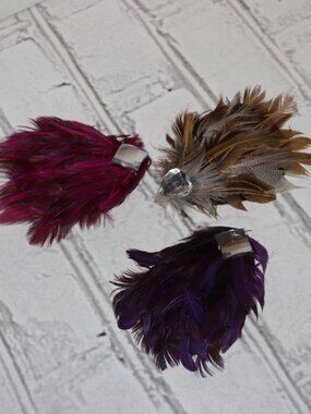 🦚 Feather Hair Clips / Brooches · 4.25" Tall · NWOT · Set of 3